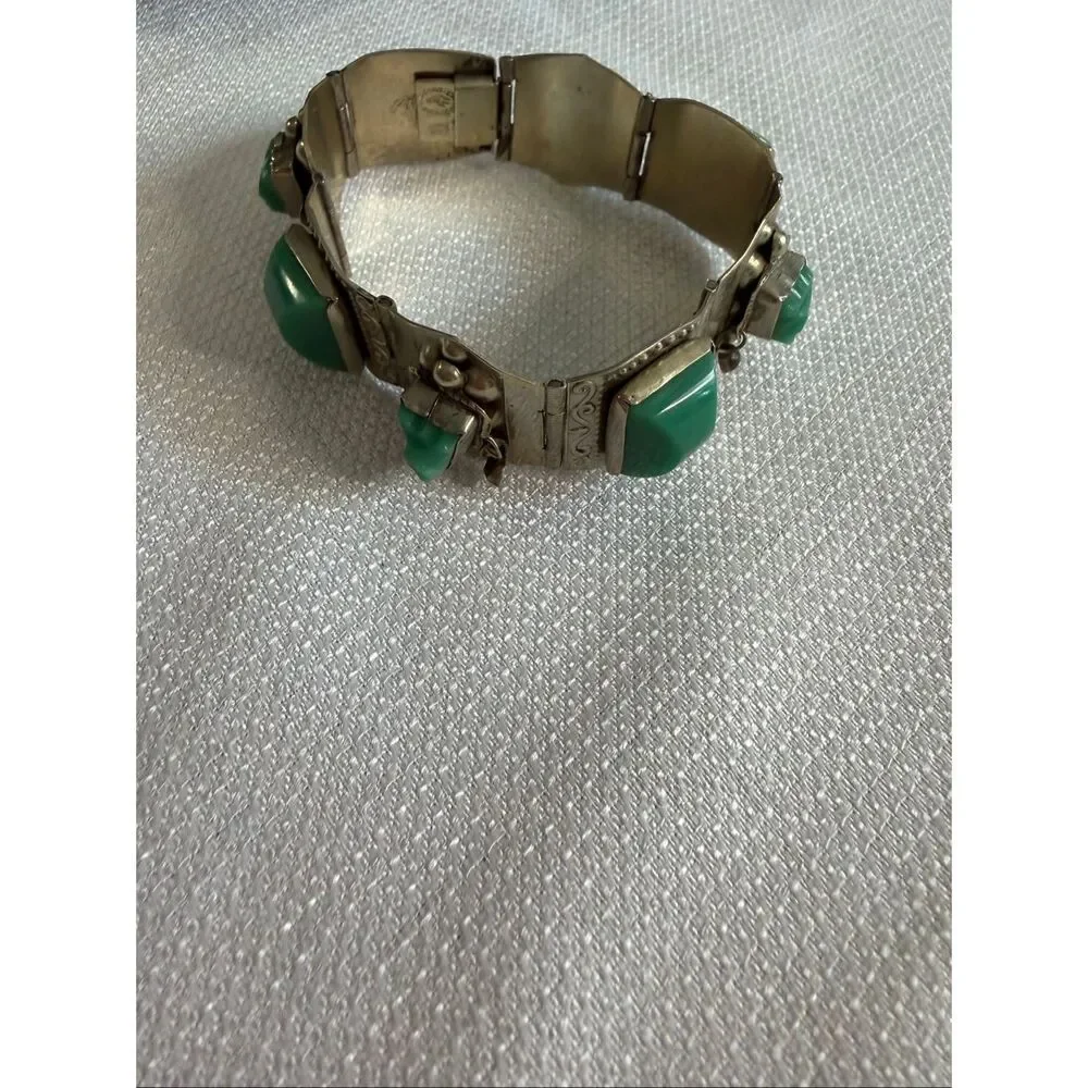 Vintage Signed Alpaca Mexico 925 Sterling Silver Carved Green Onyx Panel Bracele